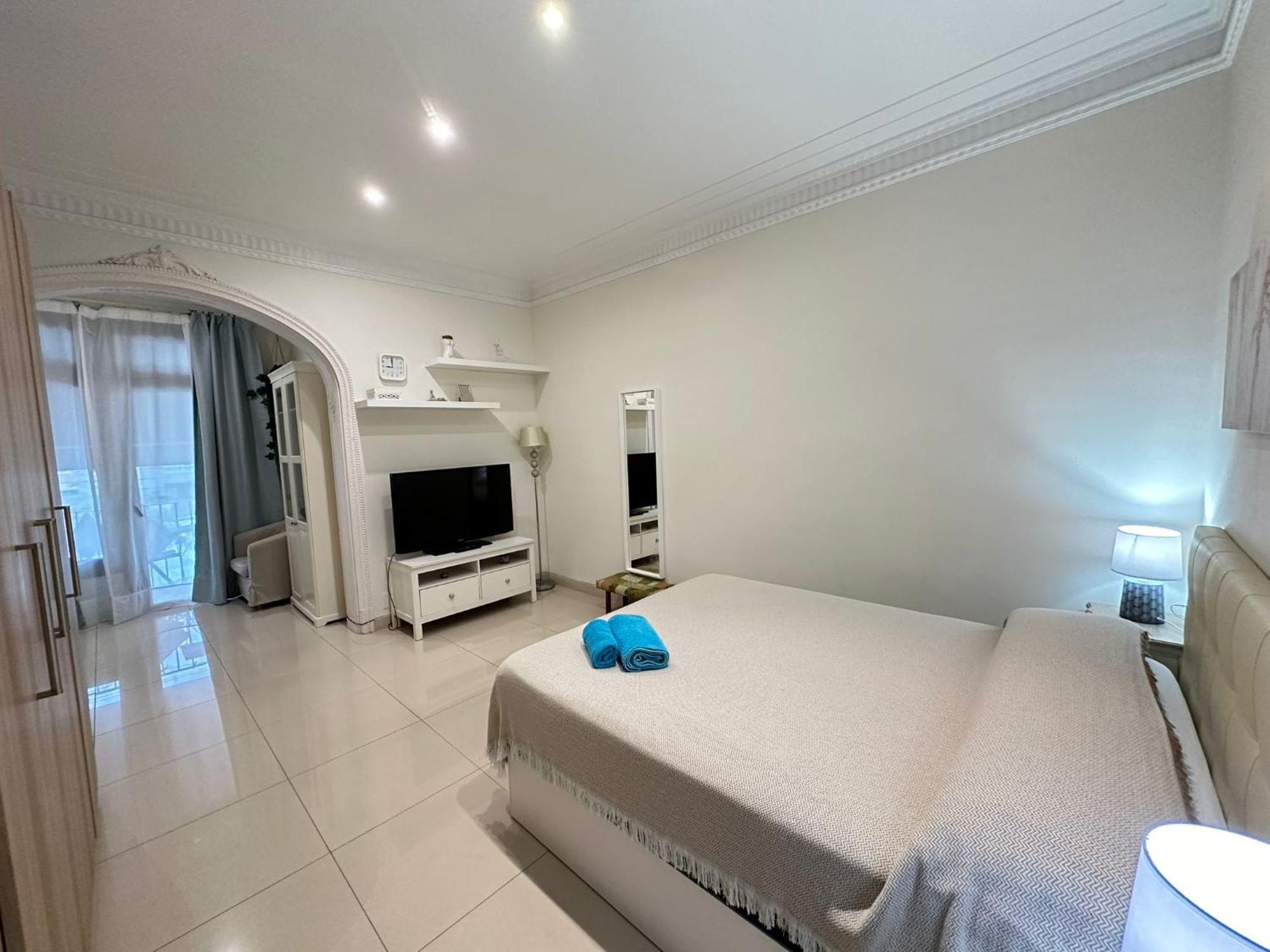 Gran Via Bed & Breakfast